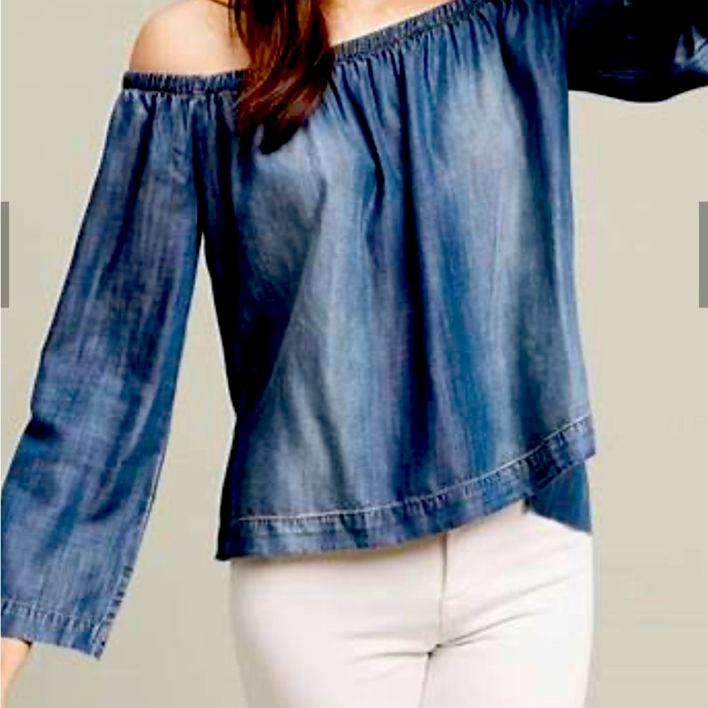 Cloth and Stone off the shoulder top